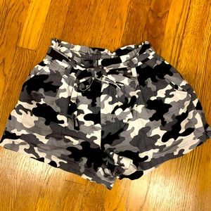 Cute camo shorts!